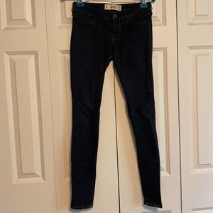 Dark Wash Hollister Jeggings 3L